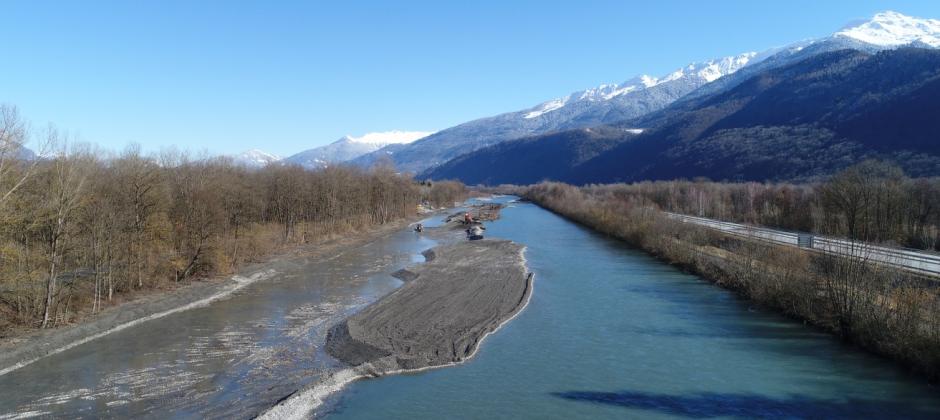 travaux sur le lit de l'Isère